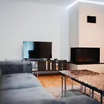 Haus Edelweiss Appartamento *