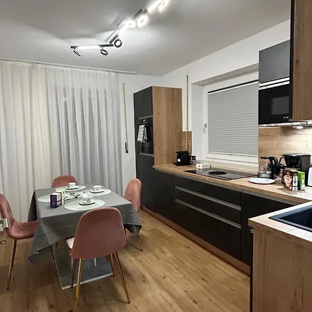 Haus Edelweiss Lägenhet Tarrenz