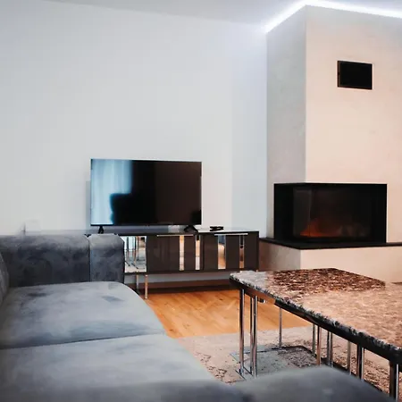Haus Edelweiss 아파트 *